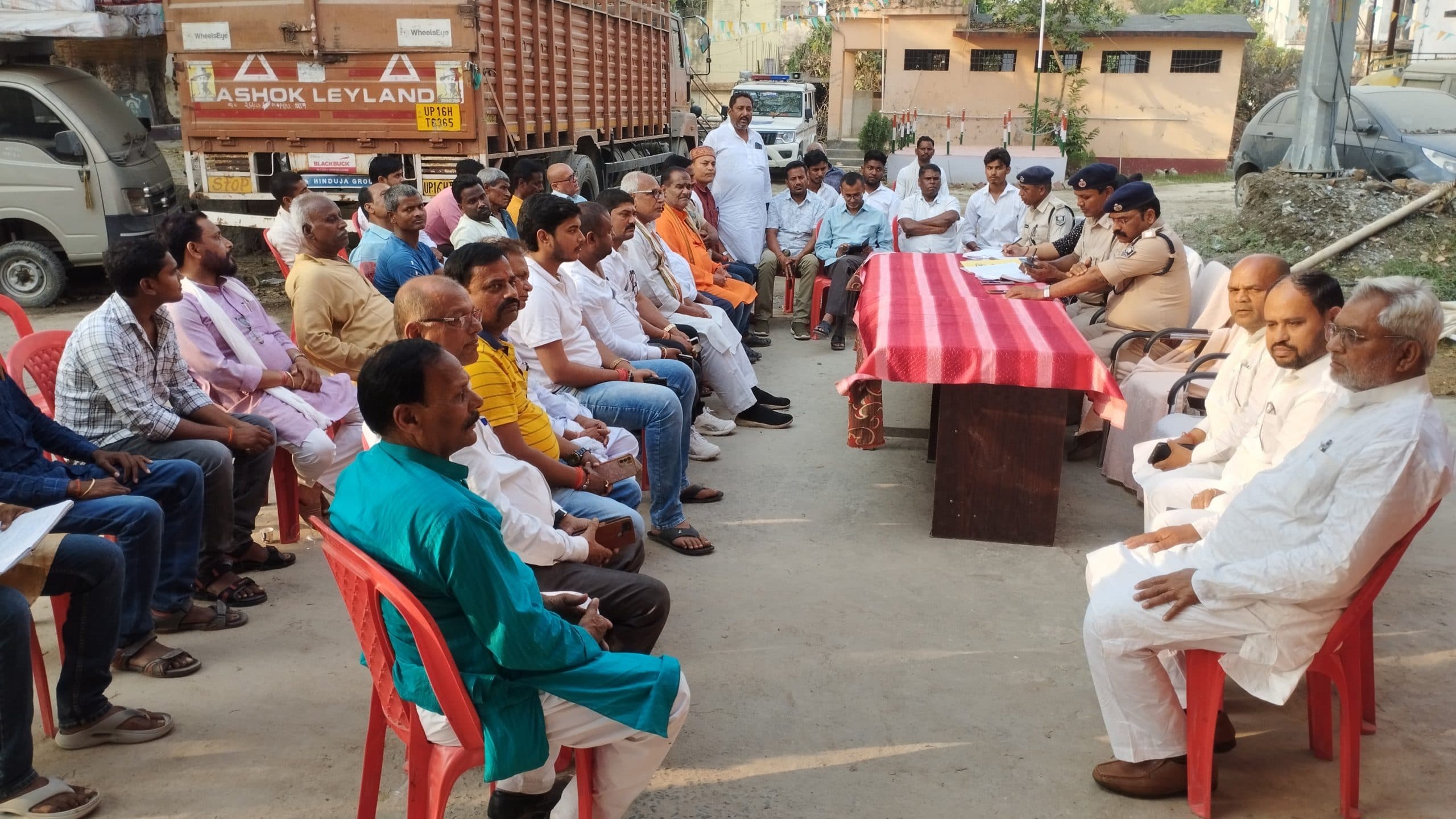 Samastipur News:शांति समिति की बैठक में गोविंदपुर में गोलीबारी का मुद्दा उठा