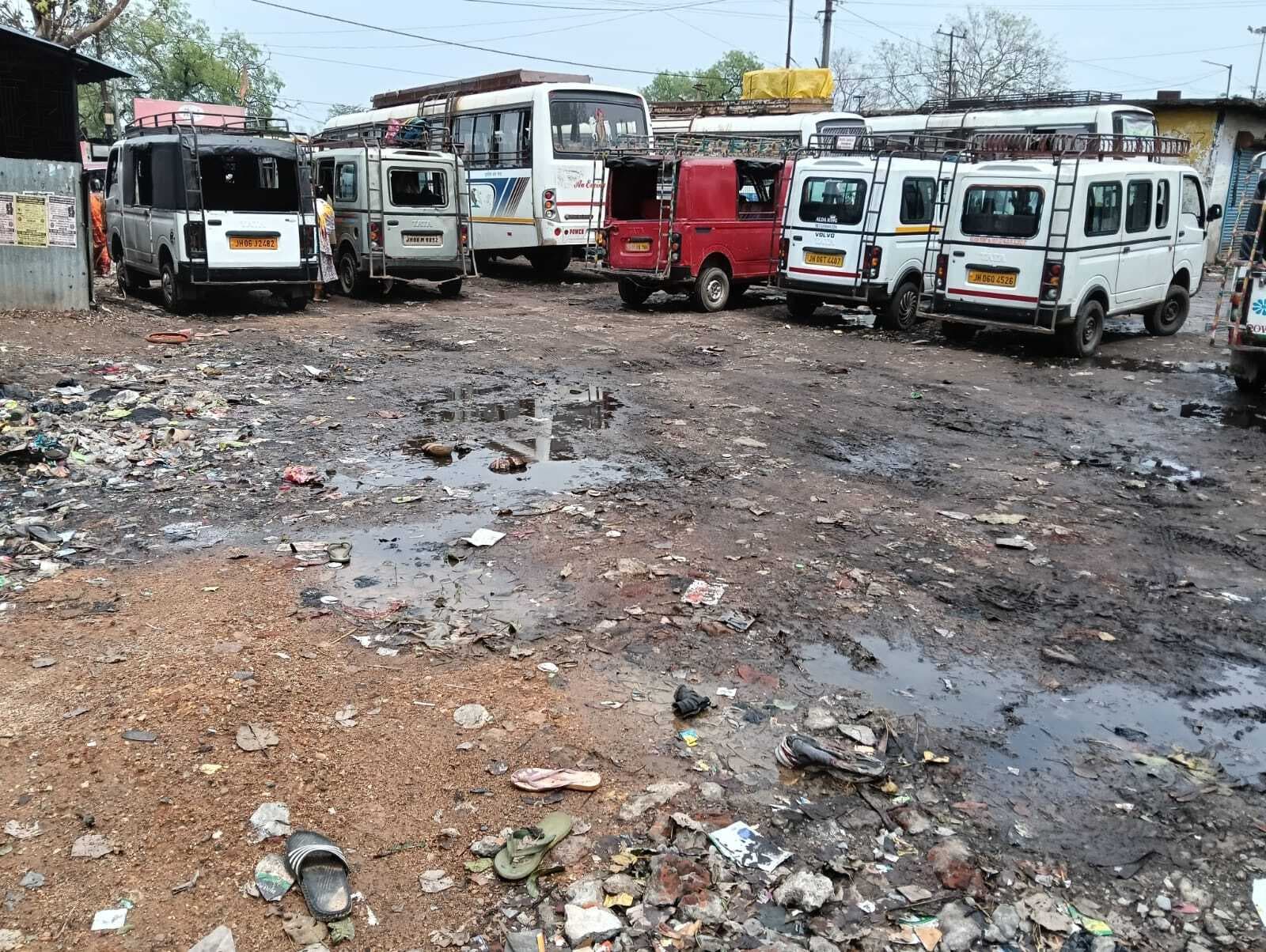 Chaibasa News : चाईबासा के बस पड़ावों का होगा कायाकल्प, नप ने भेजा प्रस्ताव