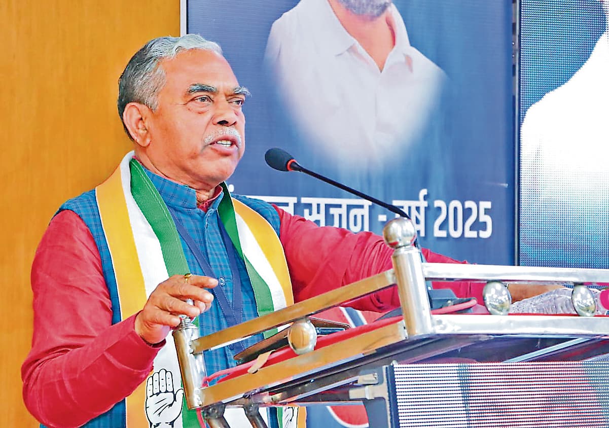 Political news : कांग्रेस नेताओं को दिये गये 100 दिन के टास्क