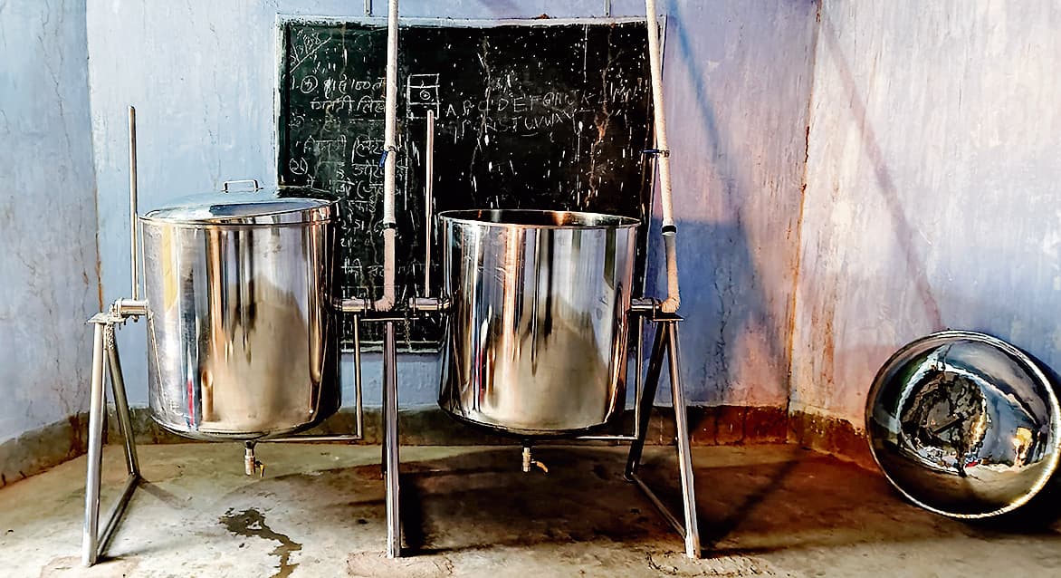 seraikela kharsawan news: अब देश-विदेश के बाजारों में पहुंचेगी ‘खरसावां हल्दी’