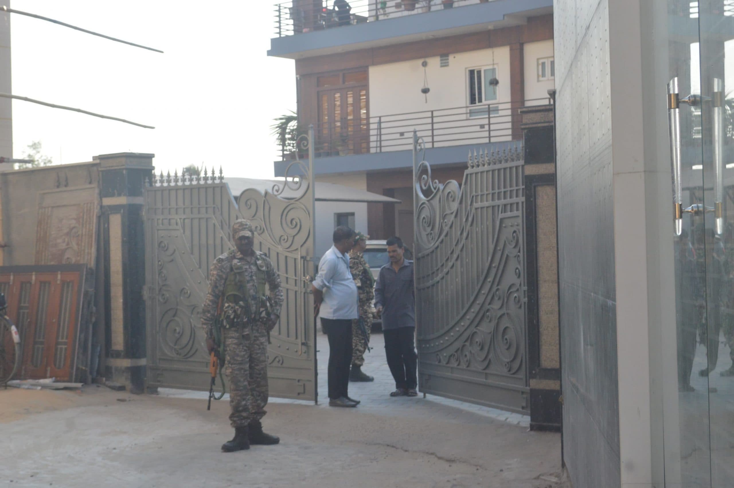 Dhanbad News : कोयला कारोबारी अनिल गोयल के ठिकानों पर जीएसटी डीजीजीआइ का सर्वे