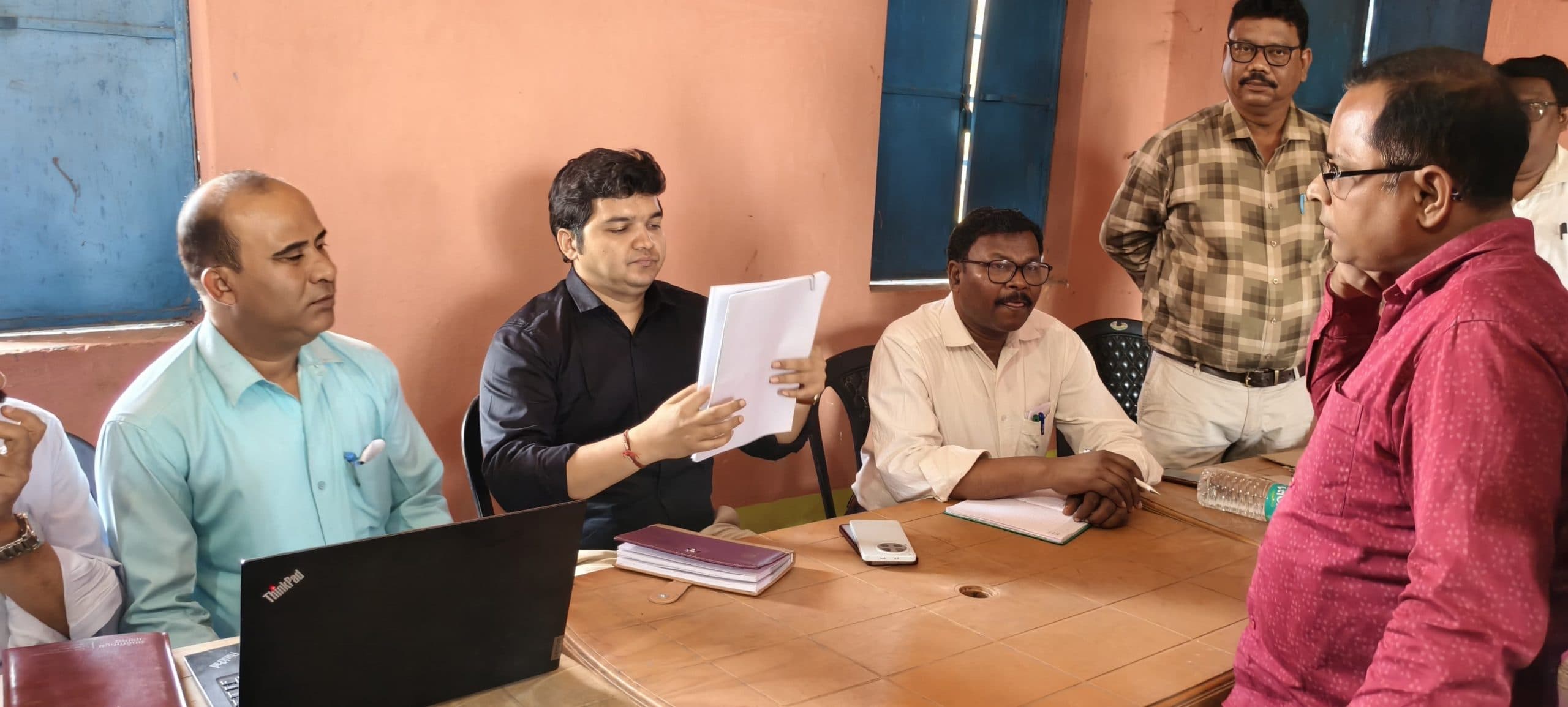 सुंदरपुर पुराना पंचायत भवन में लगा मुआवजा भुगतान शिविर