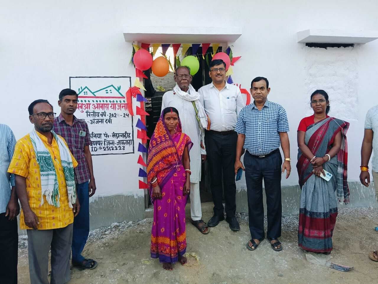 दो पंचायतों में 10 लाभुकों ने किया गृह प्रवेश