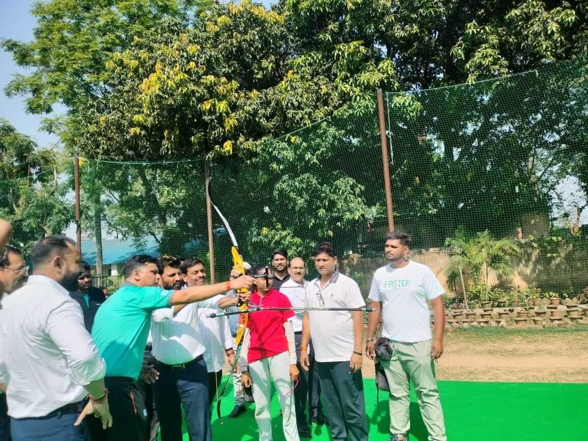 ARCHERY TRAINNING CENTRE kHAKHRIPARA GOVINDPUR : खखड़ीपाड़ा गोविंदपुर में तीरंदाजी सेंटर शुरू