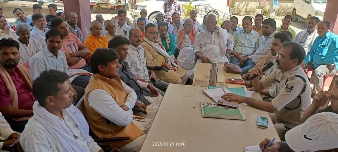 Sasaram News : किसी तरह के लड़ाई झगड़े को जाति-धर्म से नहीं जोड़े : संतोष पासवान