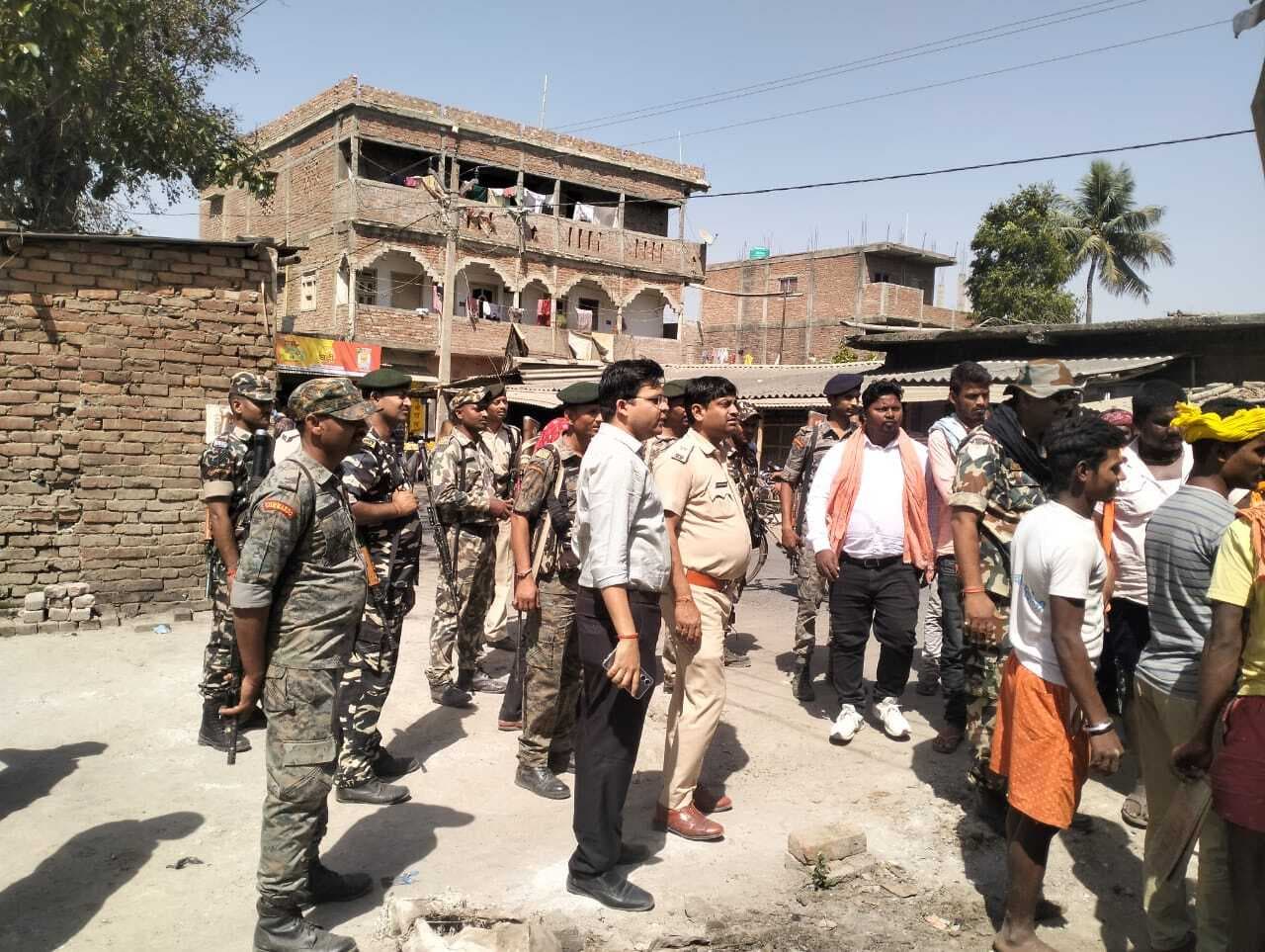 अलौली नपं में चलाया गया अतिक्रमण हटाओ अभियान