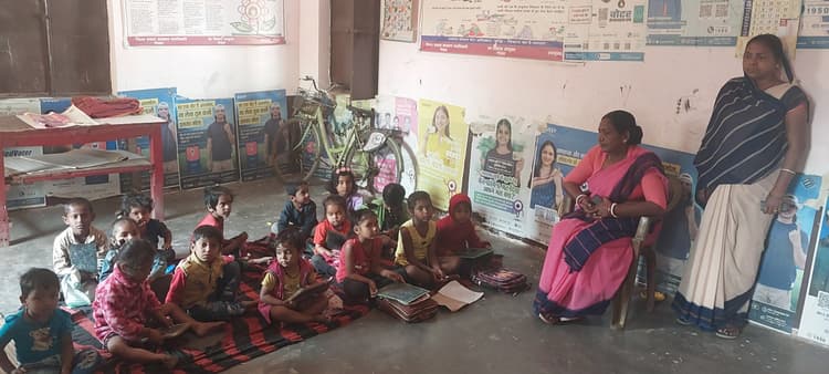 कैसे मिलेगी प्रारंभिक शिक्षा, उठने लगे सवाल