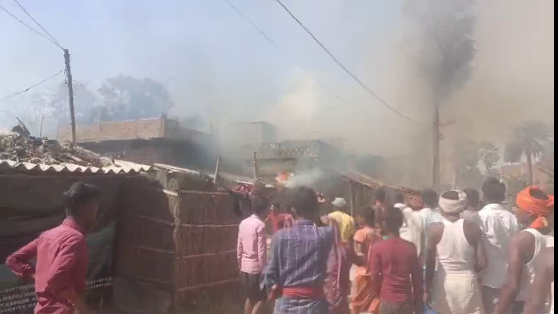 Samastipur News:वारिसनगर, कल्याणपुर व हसनपुर में 31 घर खाक, लाखों का नुकसान