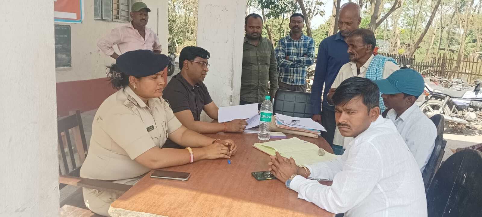 जनता दरबार में आठ मामलों की हुई सुनवाई