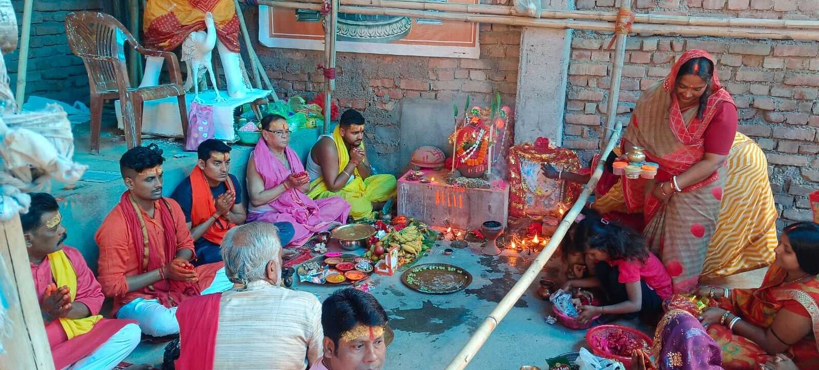 कलश स्थापना के साथ चैत्र नवरात्र शुरू, शैलपुत्री की हुई पूजा