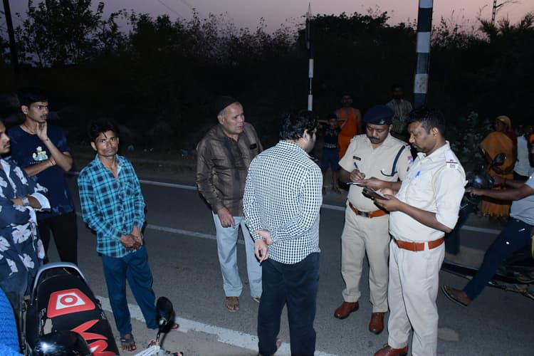 deoghar news : देवघर-दुमका रेल लाइन पर ट्रेन से कटकर दिव्यांग युवक की मौत