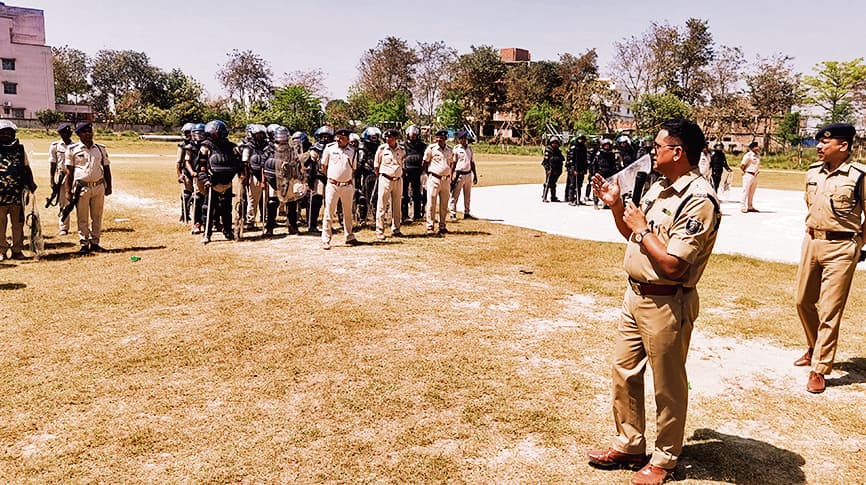 hajipur news. संवेदनशील इलाकों पर रहेगी कड़ी नजर, छह क्यूआरटी तैनात