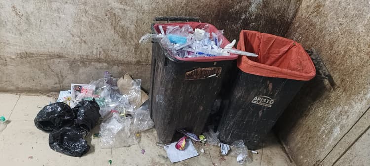 Gaya News : एएनएमएमसीएच के कचरे से हर दिन निकल रही 30 से 50 किलो तक प्लास्टिक की थैली