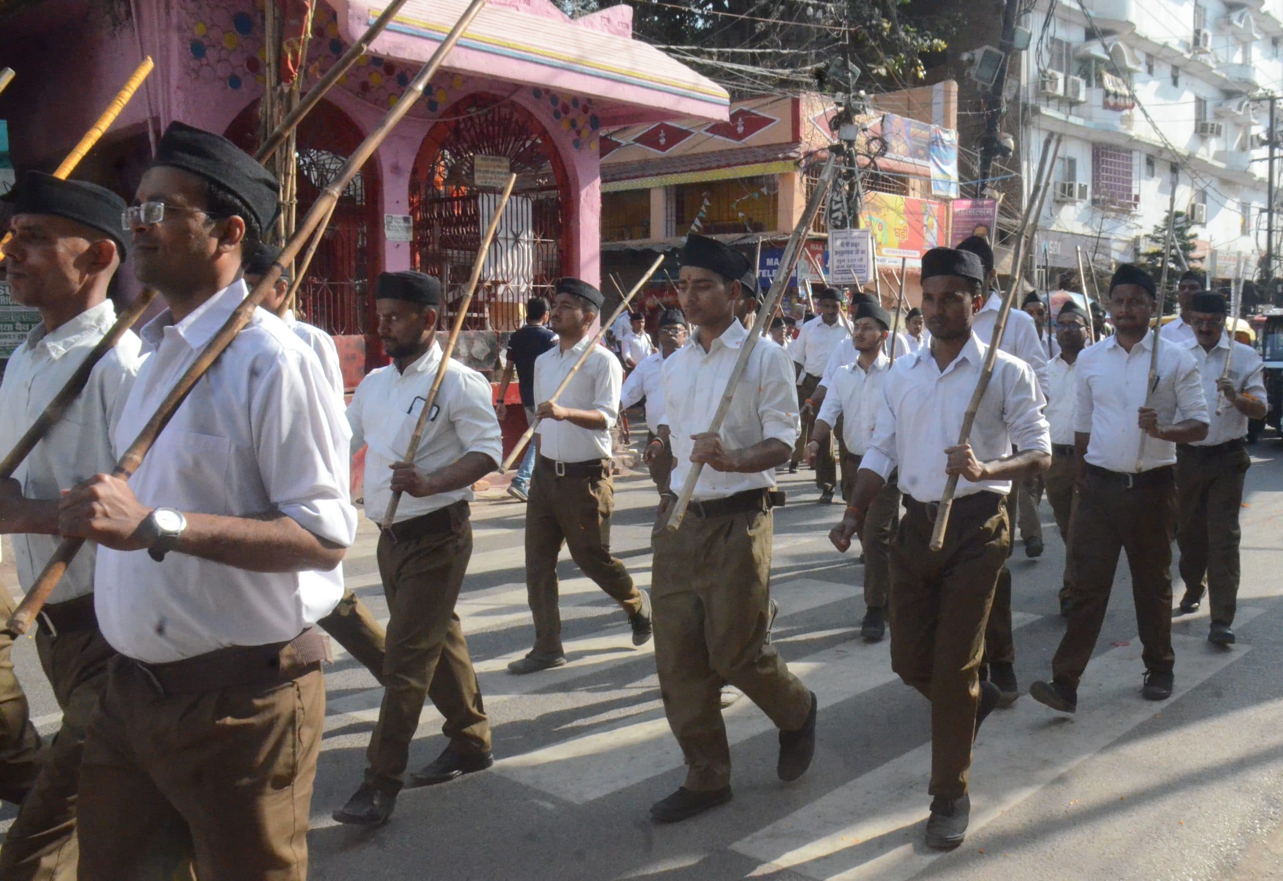 Bhagalpur New: आरएसएस की भागलपुर इकाई ने मनाया नववर्ष, किया पथ संचलन