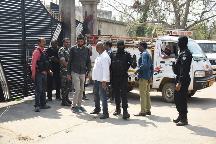 Jamshedpur News : एनकाउंटर स्पेशलिस्ट डीएसपी प्रमोद कुमार सिंह ने बताया- कैसे मारा गया शार्प शूटर अनुज कनौजिया