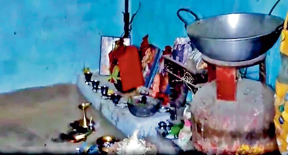 नरबलि देने की कोशिश के आरोप में तांत्रिक गिरफ्तार