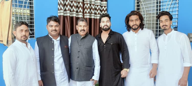 बड़कागांव में ईद उल फितर धूमधाम से मनाया गया