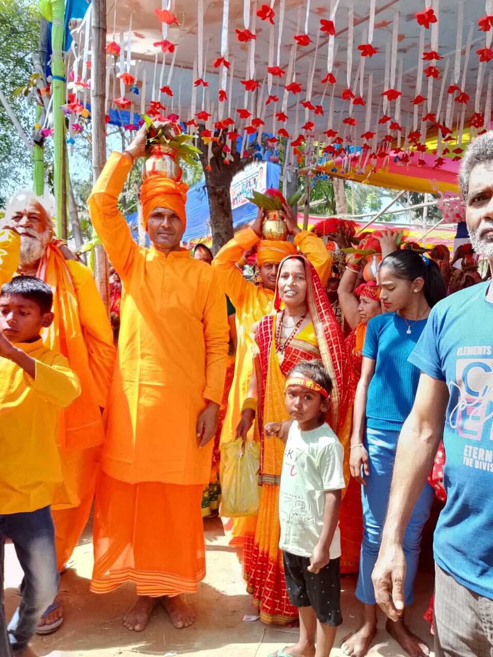 चैती दुर्गा पूजा मेला शुरू, निकाली गयी कलश यात्रा