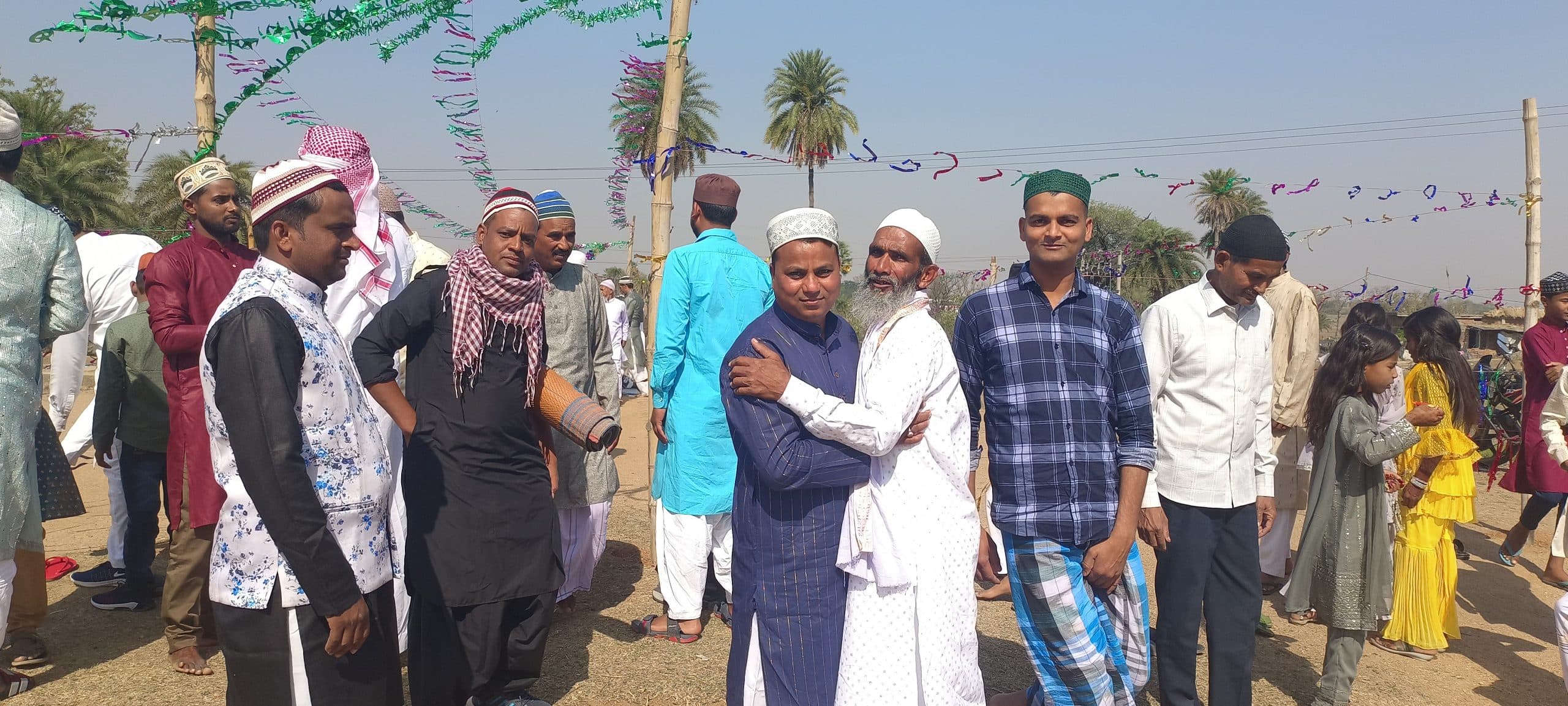 Deoghar news : मुस्लिम धर्मावलंबियों ने मुल्क की तरक्की, अमन-चैन व शांति की दुआ मांगी.