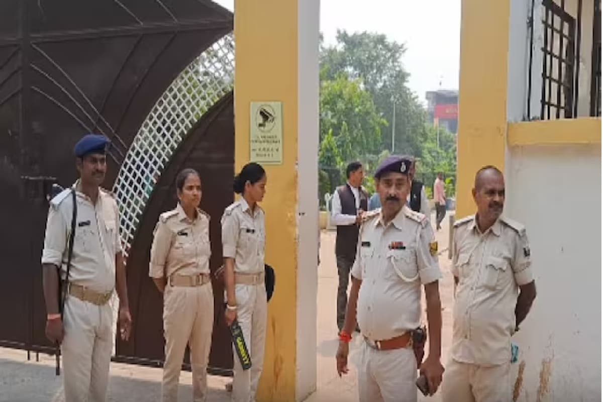 Bihar News: इंसाफ के लिए सात साल की बच्ची पहुंची जज के पास, बोली- बड़ी मम्मी और दीदी ने....