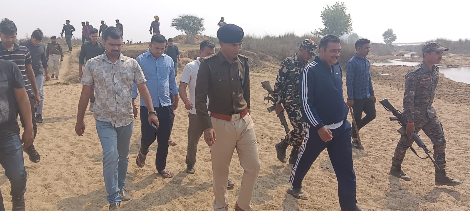 बिहार के जमुई में पुलिस और खनन माफिया के बीच ताबड़तोड़ फायरिंग, गोलियों की तड़तड़ाहट से दहला इलाका