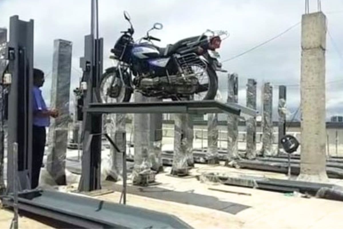 पटना में पार्किंग की समस्या होगी दूर, इन तीन जगहों पर बनेगी हाइड्रोलिक बाइक पार्किंग