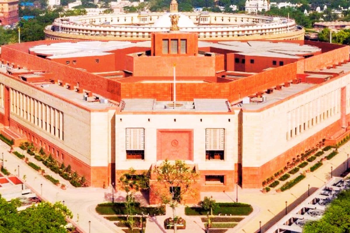 लोकसभा में किसने कहा- संताल परगना को अलग राज्य बनाएं, झारखंड में राष्ट्रपति शासन लगाने पर करें विचार