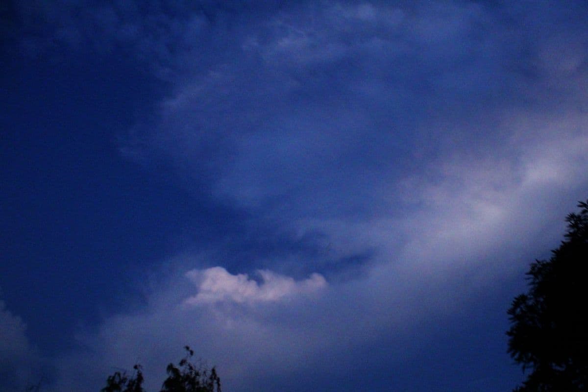 Jharkhand Ka Mausam: रांची का तापमान 30 डिग्री के पार, आज ही जान लें कल कैसा रहेगा झारखंड का मौसम