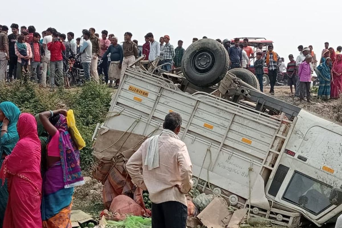 बिहार के मधेपुरा में एक ही परिवार से उठी तीन अर्थी, सड़क हादसे में मां बेटे और बहु की गई जान