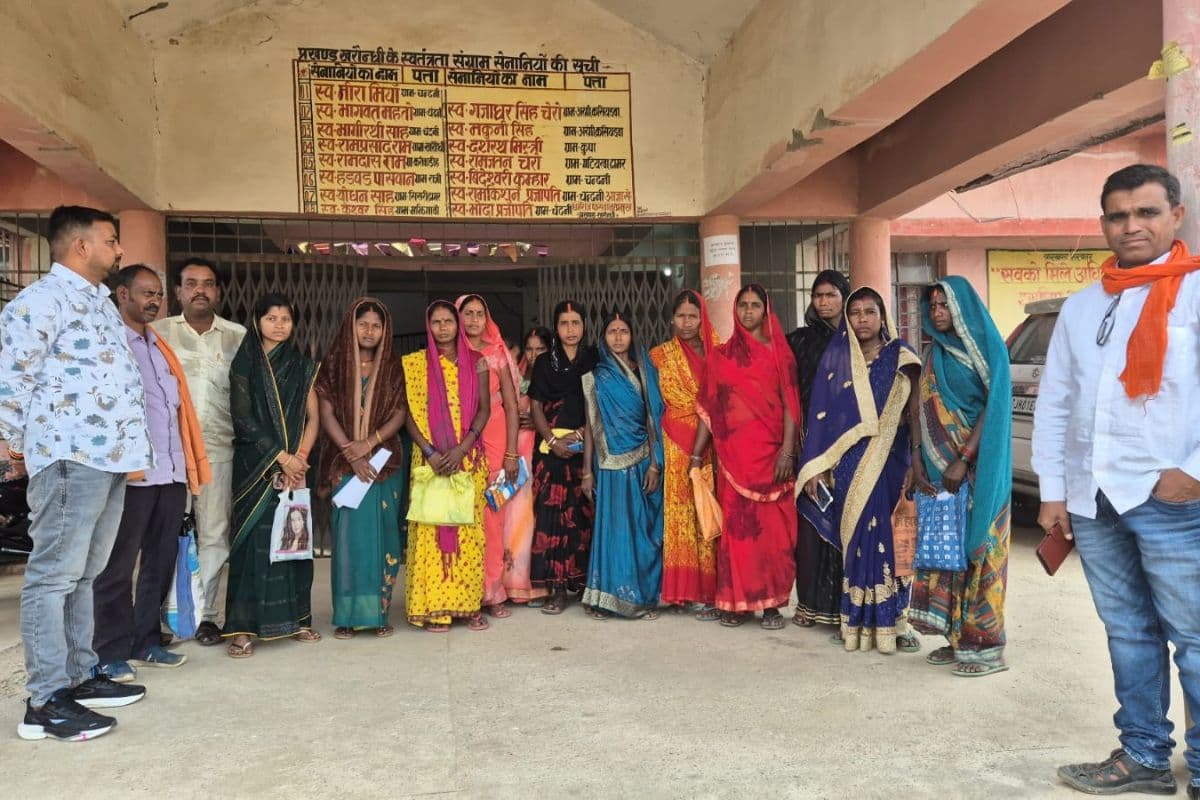 Maiya Samman Yojana: मंईयां योजना के लिए लगा रही हैं ब्लॉक का चक्कर तो कर लें सिर्फ ये काम, खाते में खटाखट आएंगे पैसे