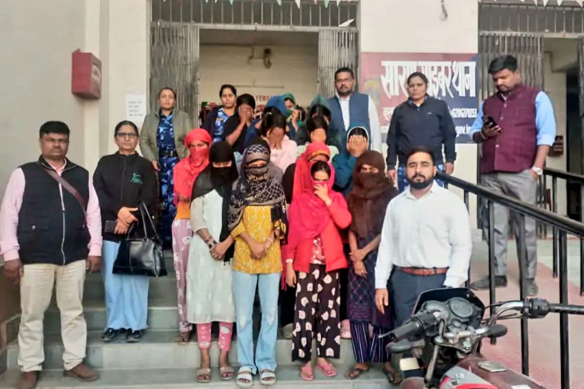 बिहार में ऑर्केस्ट्रा की आड़ में घिनौना खेल, दलदल में फंसी कम उम्र की 14 लड़कियों का रेस्क्यू