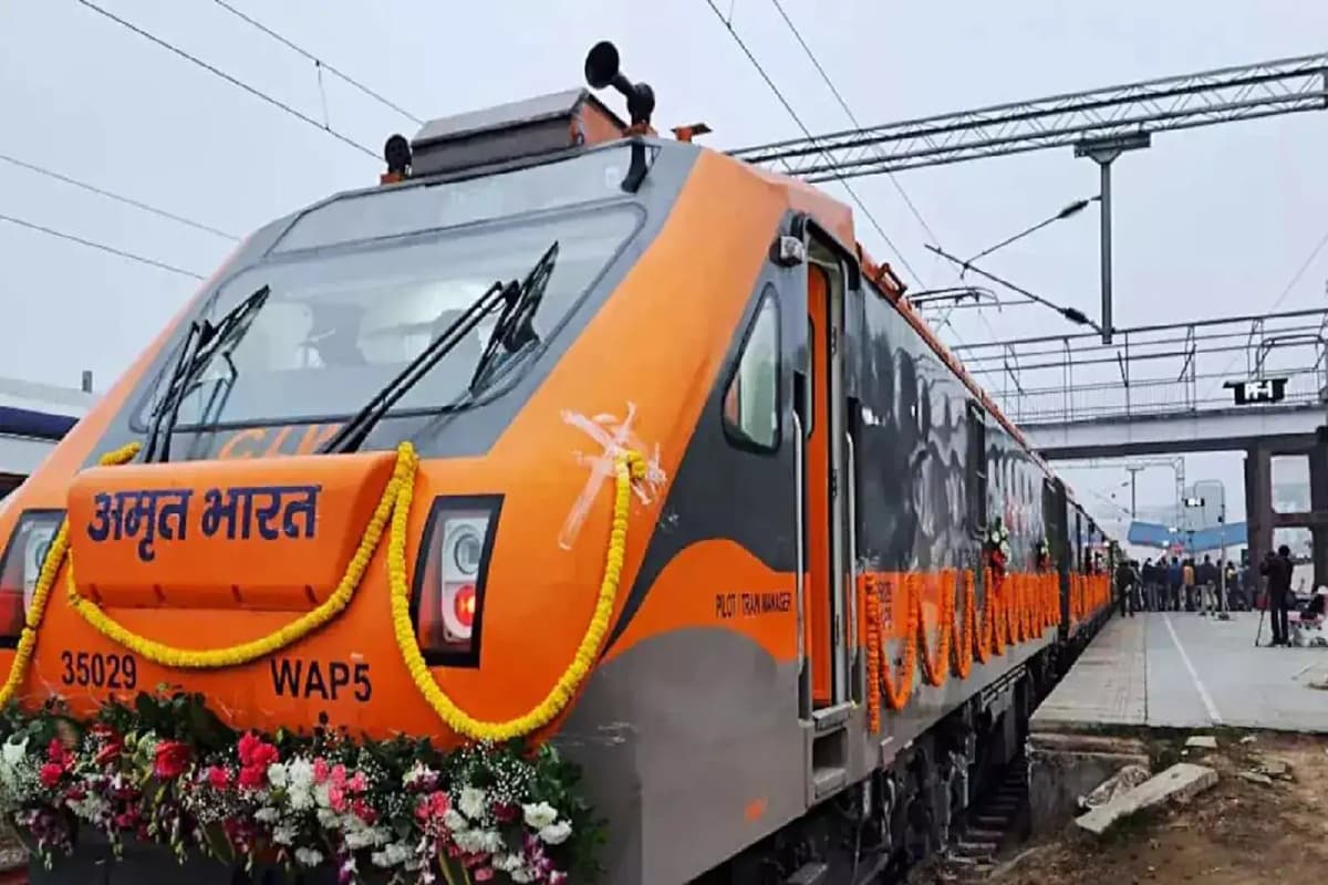 Amrit Bharat Express Train: पटना से दिल्ली के बीच चलेगी अमृत भारत एक्सप्रेस, इतने घंटे में पूरी होगी सफर