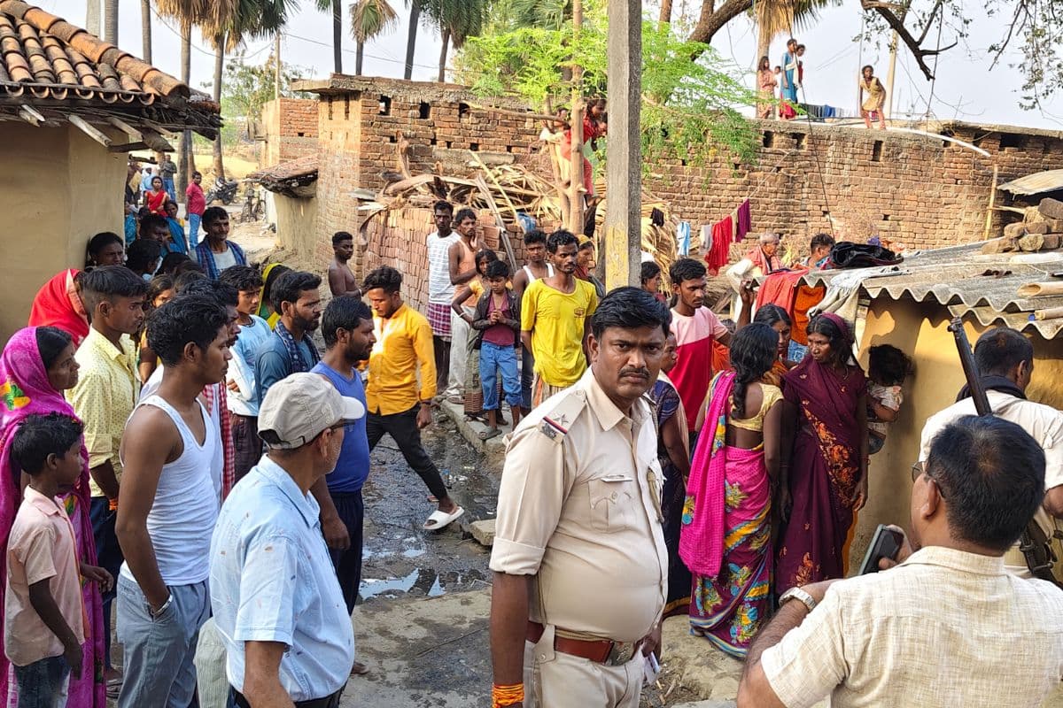 Bihar Crime: सौतेली मां ने चार साल के बच्चे को धीरे से कर दी थी हत्या, सगी मां गोद में लेकर करती रही प्यार दुलार