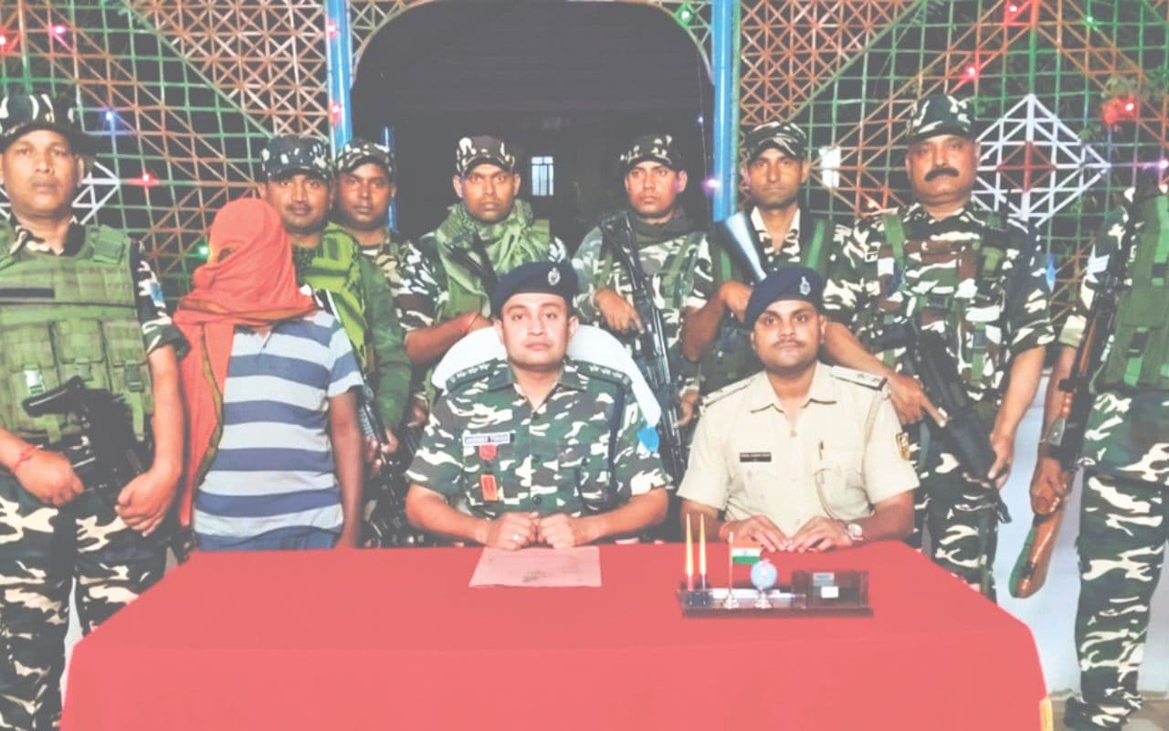 Bihar News: जमुई में पुलिस और एसएसबी को मिली बड़ी कामयाबी, वांछित नक्सली गिरफ्तार