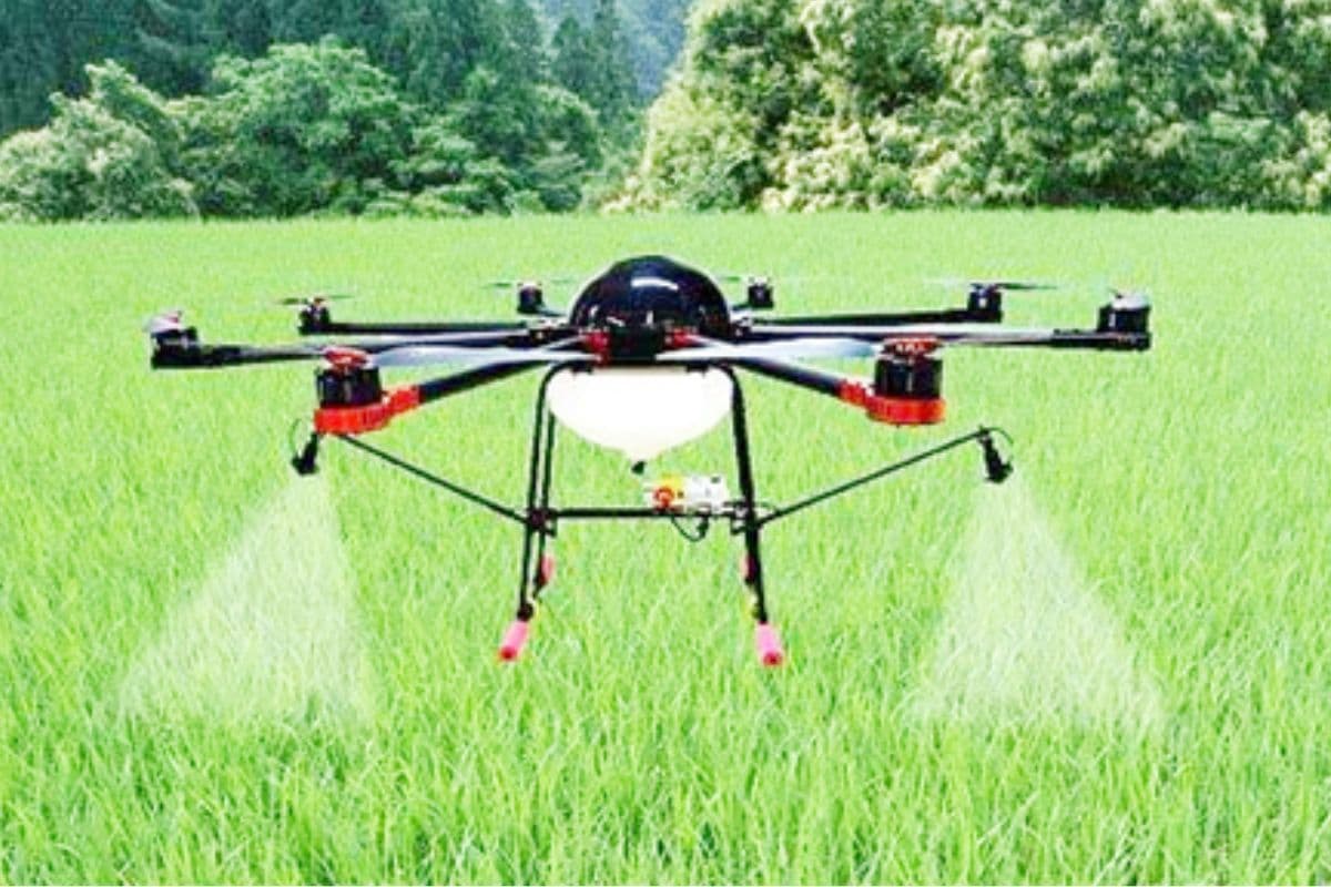 भागलपुर के किसानों को मिली विशेष सुविधा, अब ड्रोन से करेंगे उर्वरक का छिड़काव