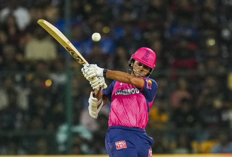 18 साल में क्रिस गेल या विराट से जो न हुआ, यशस्वी जायसवाल ने कर दिखाया, बनाया ऐसा रिकॉर्ड