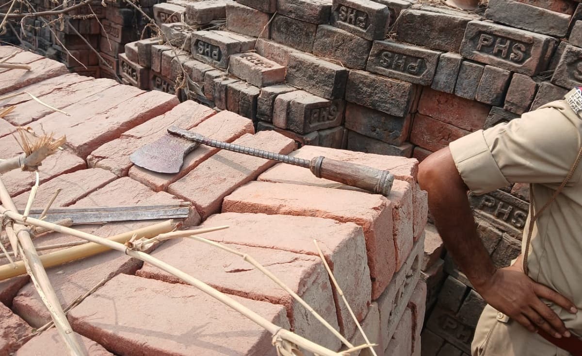 Bihar Crime: मुंह बांधकर गले व चेहरे पर किया कई वार, पति ने की बेरहमी से पत्नी की हत्या