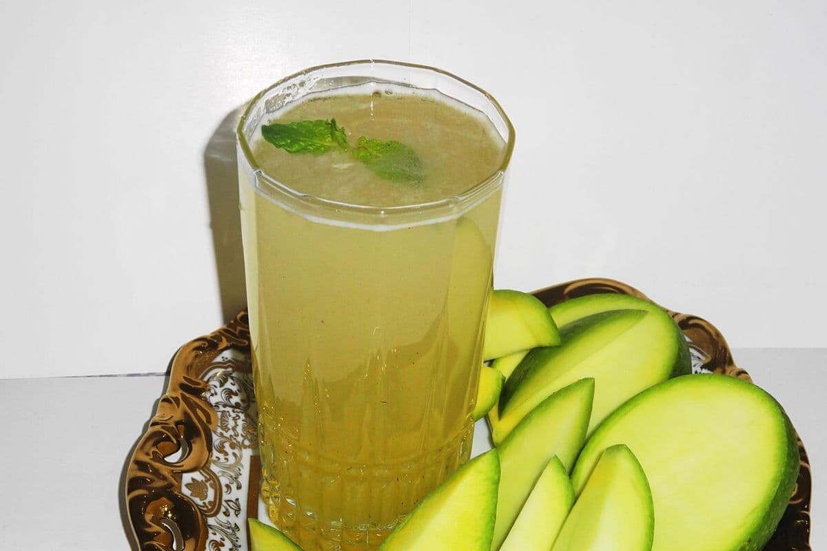 Aam Panna Recipe: गर्मी में लू से बचने का रामबाण इलाज है आम पन्ना,जानिए असरदार रेसिपी