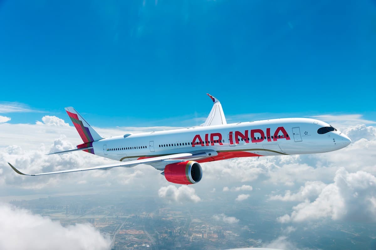 Air India की फ्लाइट में यात्री ने कर दिया गंदा काम, पीड़ित के साथ खड़ी है कंपनी