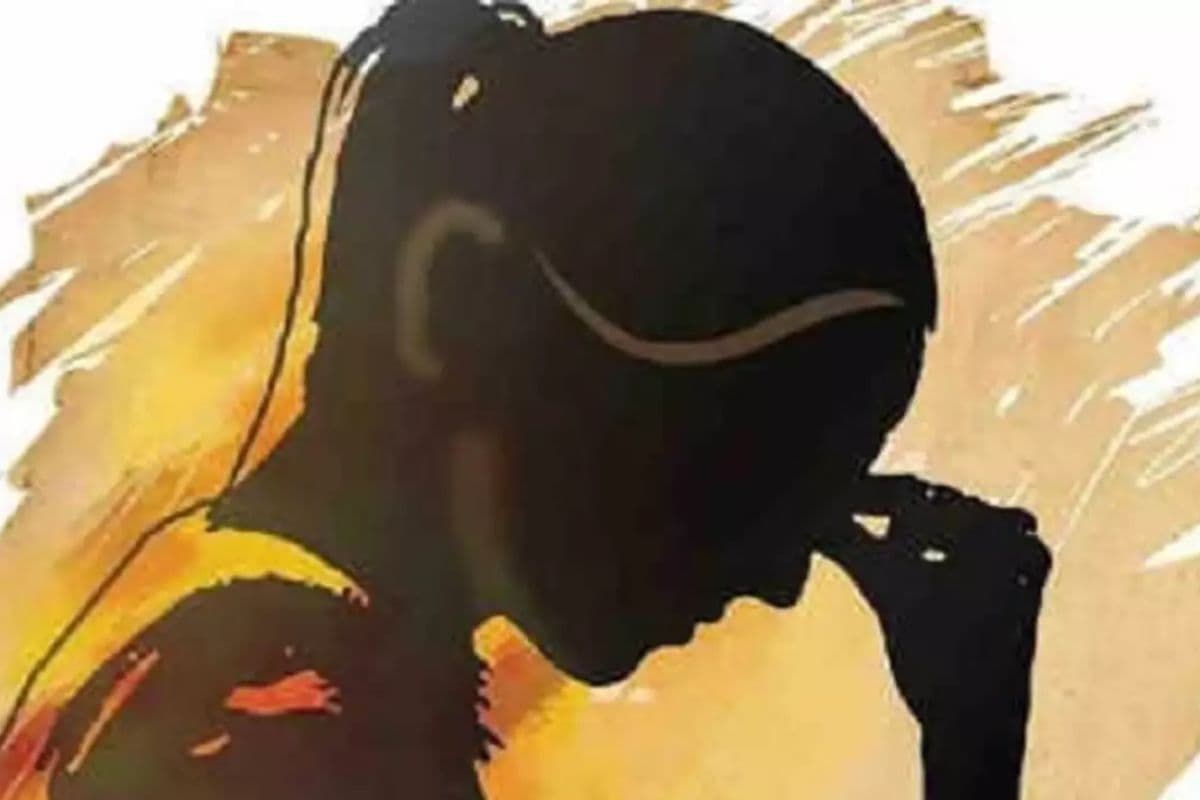 Bihar News: घर से फरार हुई युवती को ट्रेन में युवक से हुआ प्यार, लखीसराय ले जाकर लड़के ने किया गलत काम