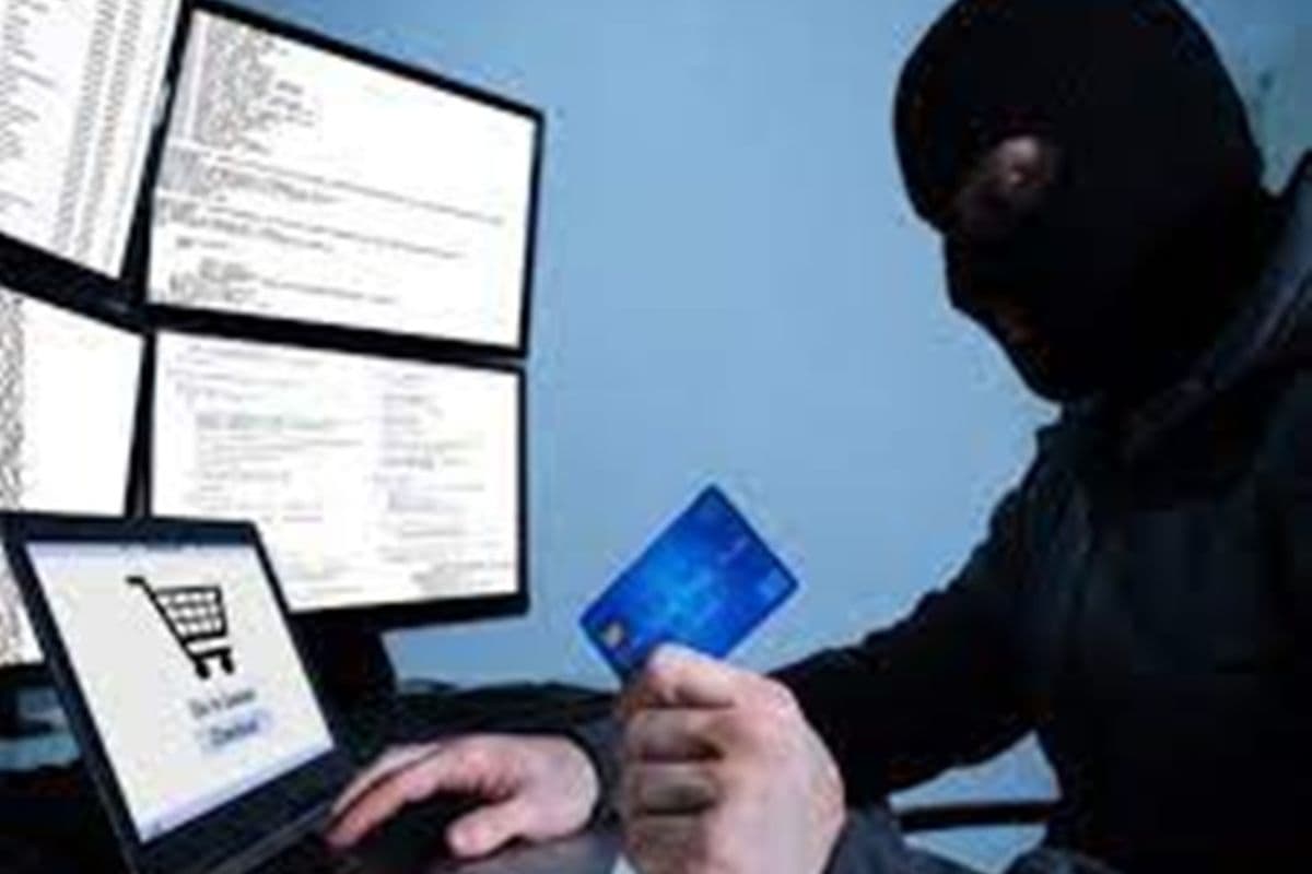 'PM किसान का पैसा मिल रहा है...' झांसे में आकर युवक ने गंवाए 70 हजार रुपये