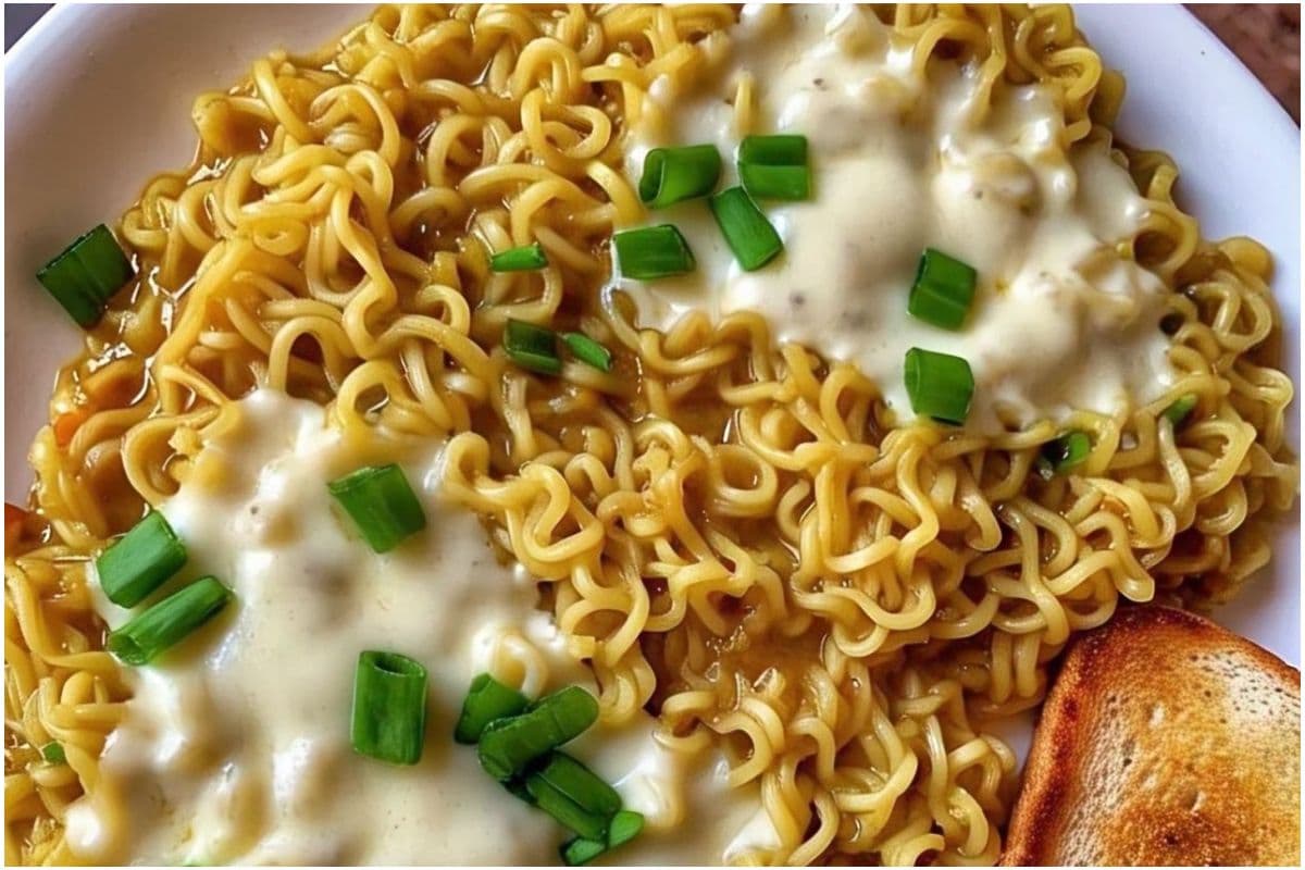 Cheesy Maggi Recipe: 5 मिनट में बनाएं ऐसी क्रीमी चीजी मैगी,जिसे खाकर सब करेंगे तारीफ