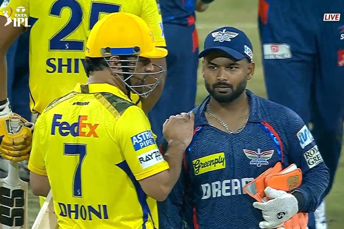 MS Dhoni and Rishabh Pant