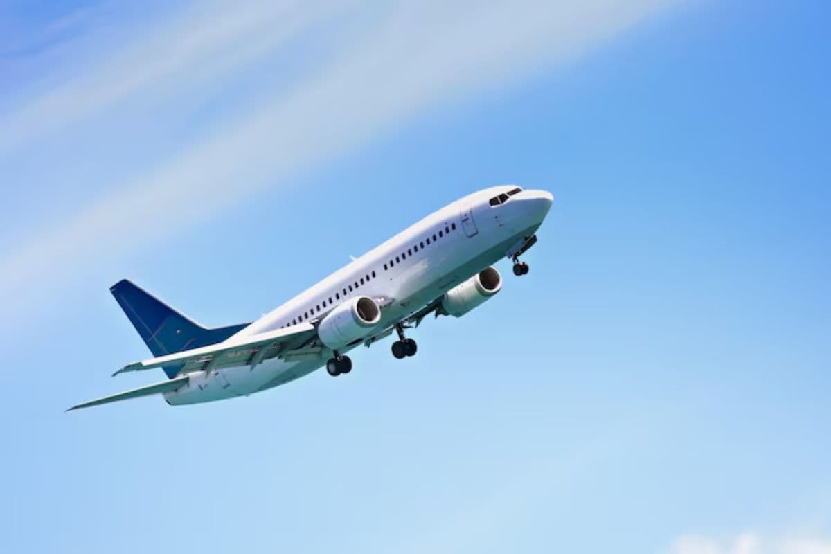 प्लेन क्रैश में कौन-सी सीट दे सकती है जिंदगी? रिपोर्ट्स में आयी चौंकाने वाली सच्चाई