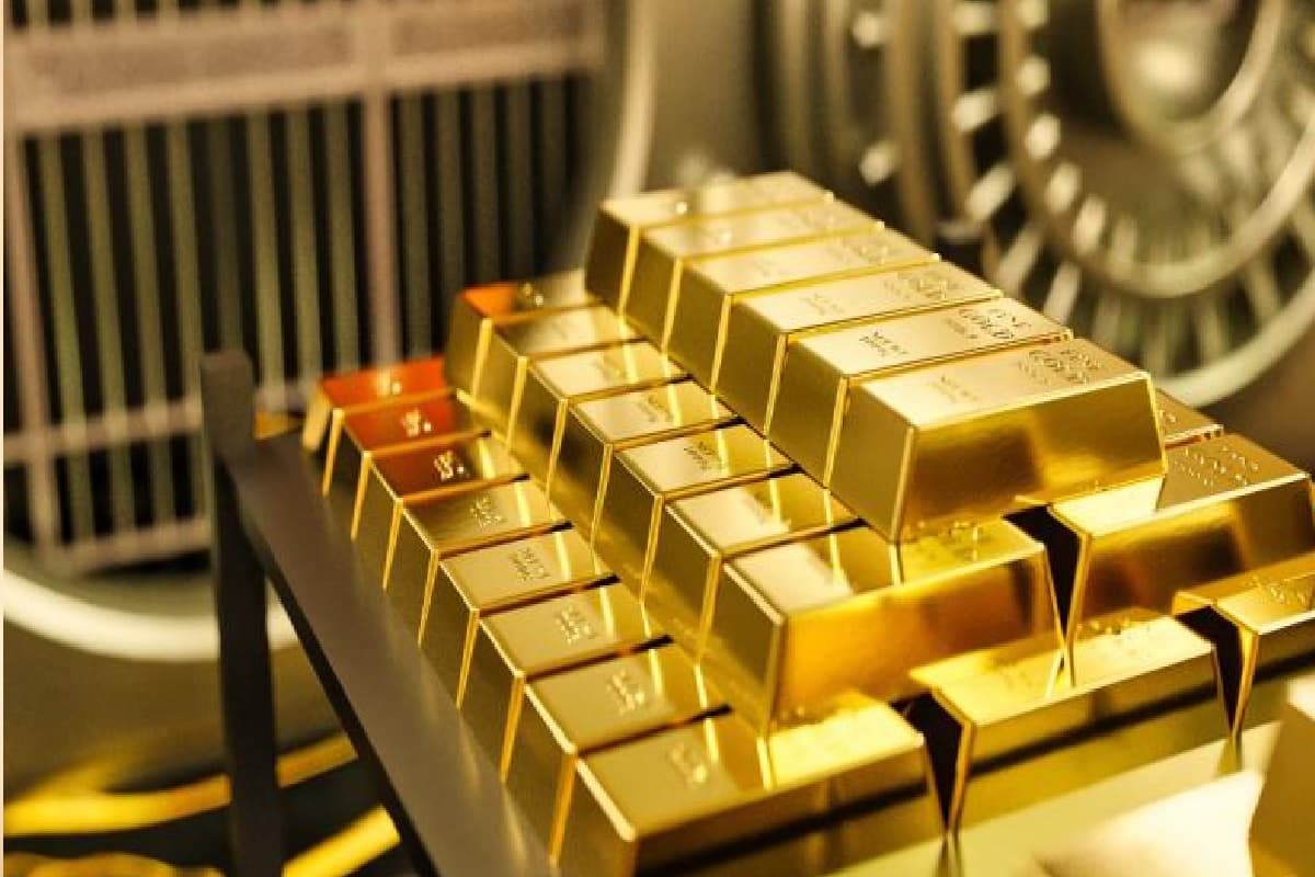 सोना गिरा, चांदी में उछाल! जानिए ताजा सर्राफा बाजार का हाल