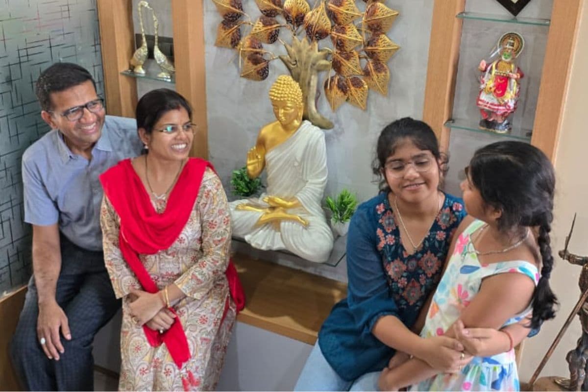ICSE 10th Result 2025: बिना ट्यूशन रोज 7 घंटे पढ़ाई, झारखंड की बिटिया शांभवी जायसवाल ऐसे बनी नेशनल टॉपर