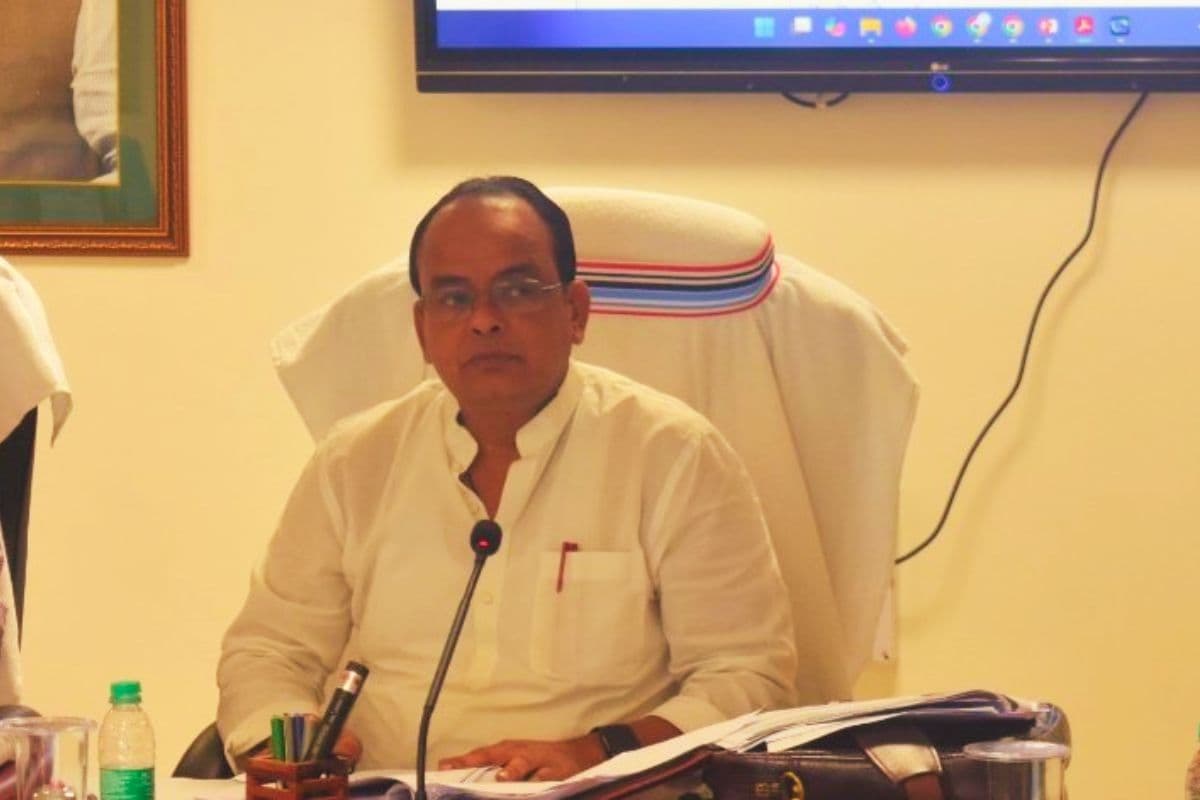 Jharkhand News: स्वास्थ्य मंत्री इरफान अंसारी का सीपी सिंह पर तंज, कहा- उम्र के साथ तेजी से बढ़ रही उनकी अज्ञानता