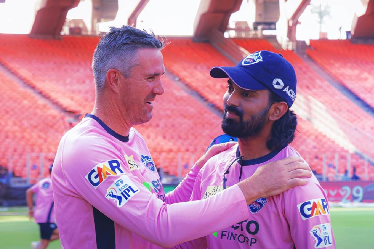 10.75 करोड़ के खिलाड़ी को प्लेइंग XI में फिट नहीं कर पा रहे पीटरसन, पत्रकारों से पूछ बैठे- आप ही जगह बता दो