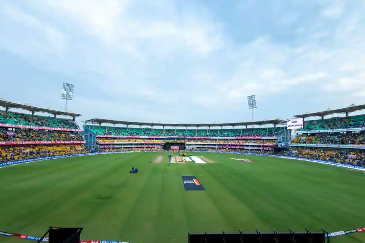 MI vs RCB Pitch Report: वानखेड़े में कौन मारेगा बाजी? आंकड़े बताते हैं कहानी