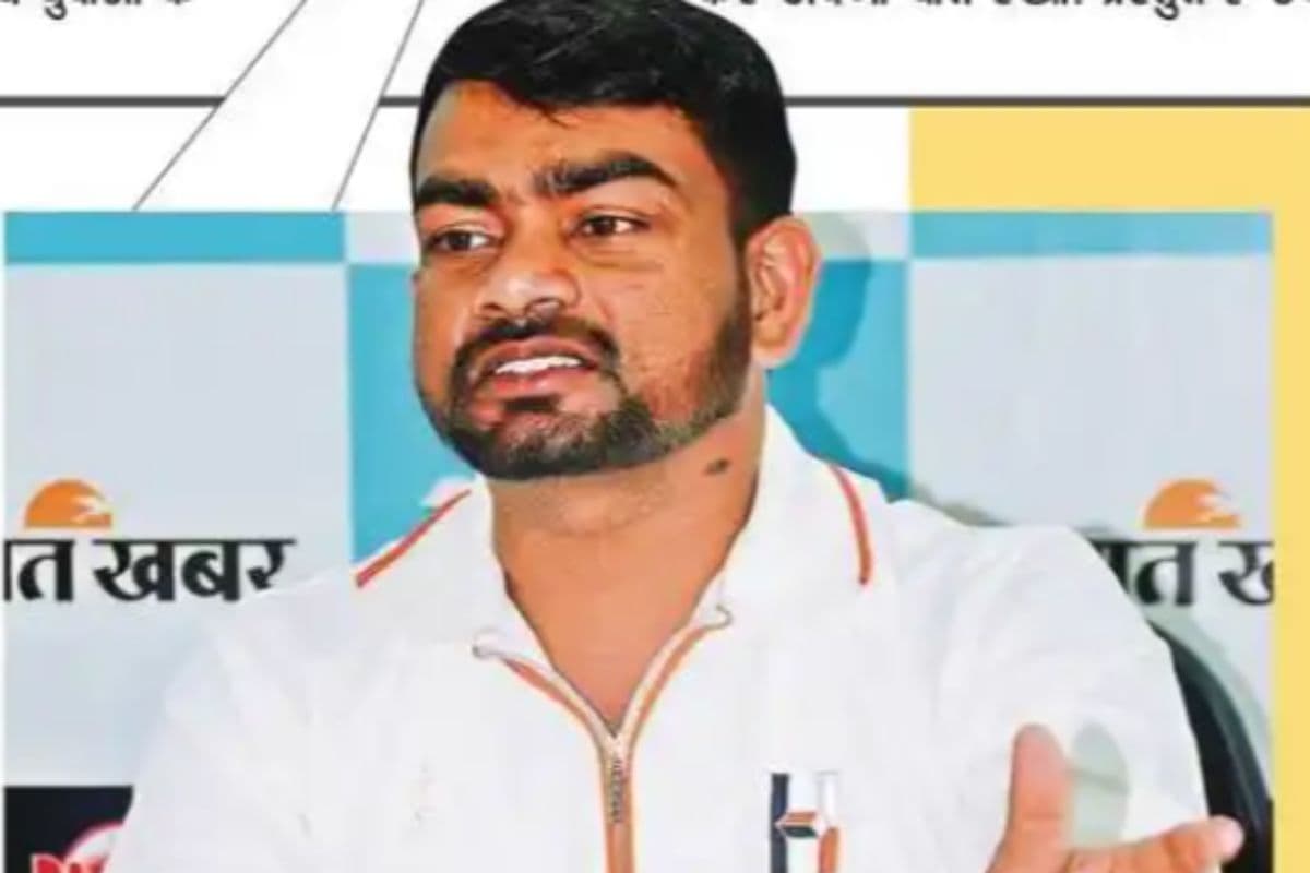 हेमंत सरकार की मंईयां सम्मान योजना के बाद अब जयराम महतो भी महिलाओं को देंगे 1 हजार रुपये की सौगात! खुद कही यह बात